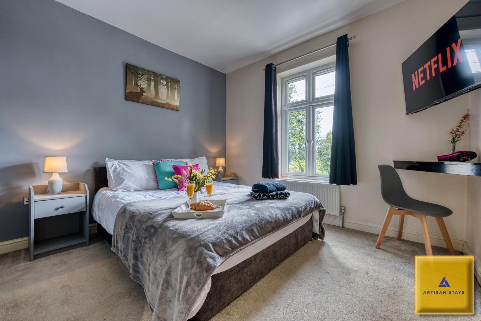 4 Bedroom, 6 Beds, 3 Bathrooms, Near Nec & Birmingham Airport, Business, Contractor And Family Friendly, Free Wi-Fi, Free Parking Coventry Exterior foto
