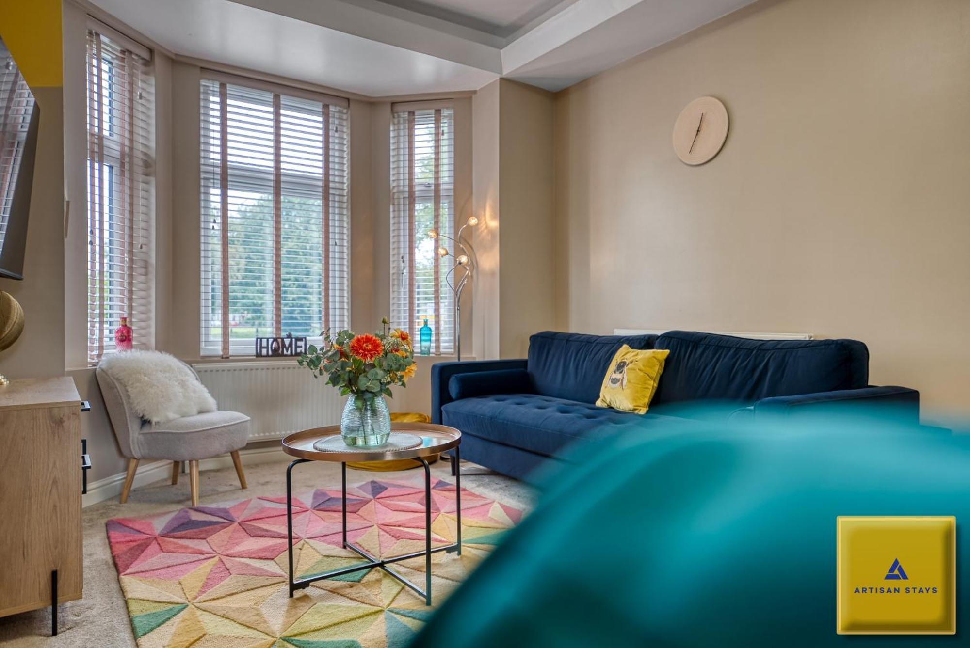4 Bedroom, 6 Beds, 3 Bathrooms, Near Nec & Birmingham Airport, Business, Contractor And Family Friendly, Free Wi-Fi, Free Parking Coventry Exterior foto